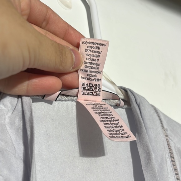 Victoria's Secret Light Blue Grey Lightweight Kimono Size XS/S - Picture 6 of 7